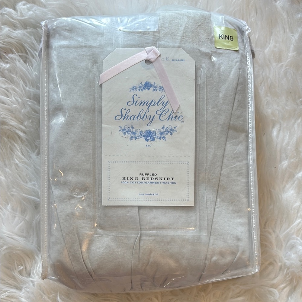 NWT Simply Shabby Chic Rachel Ashwell King Ruffled Bed Skirt